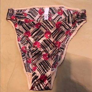 NWT Vintage Victoria’s Secret SSS Panties Size M